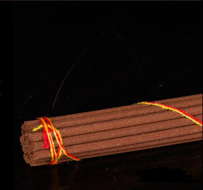 Tibetan Herbal Incense Sticks — 18 Sticks | Saffron, Rhodiola & Snow Lotus